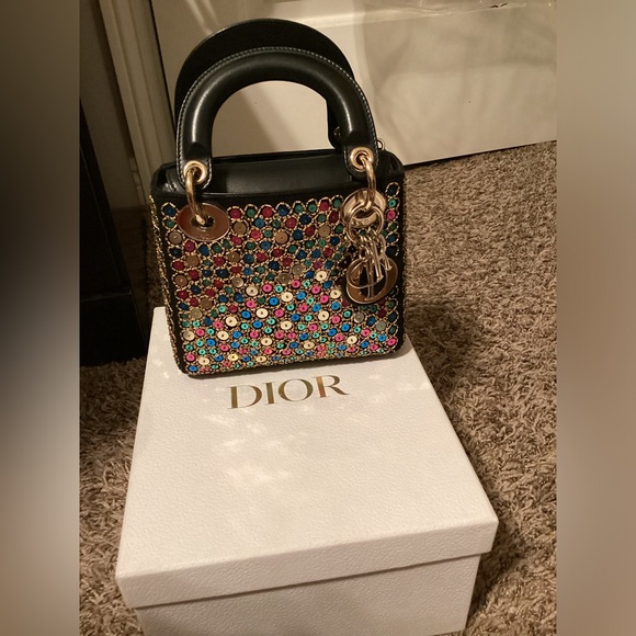 RARE Limited Edition!! Chriatian dior mini lady dior crossbody bag. - Picture 3 of 16